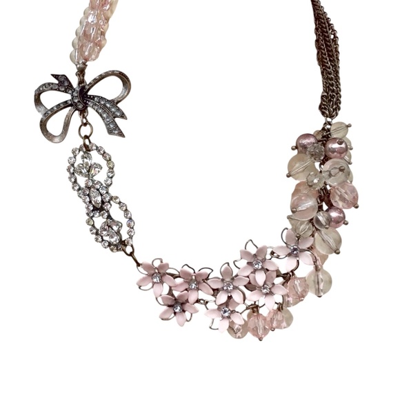 Romantic Pink Statement Necklace with Bow & Floral Beads, Vintage Inspired - Picture 4 of 16